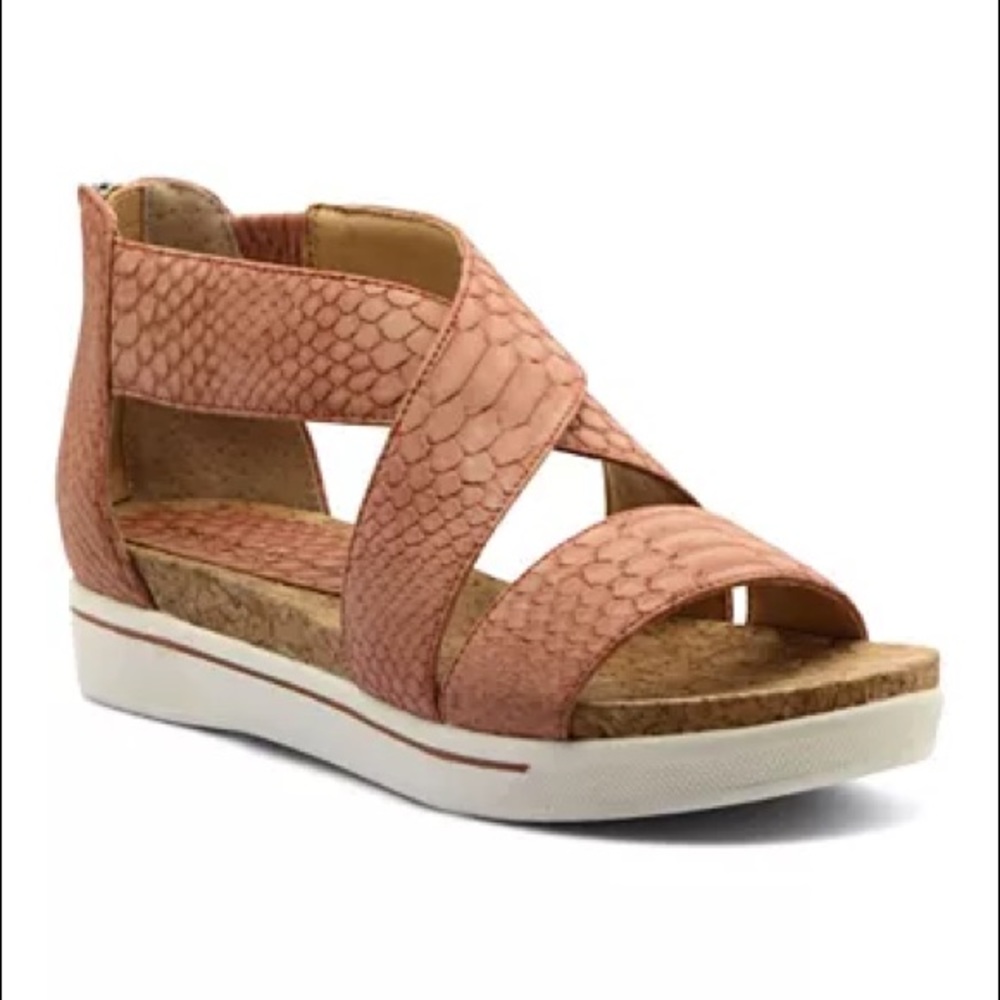 ADRIENNE VITTADINI - Claud Sport Flatform Sandals